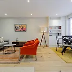 Sweet Marble Arch 2 Bedroom Mews House