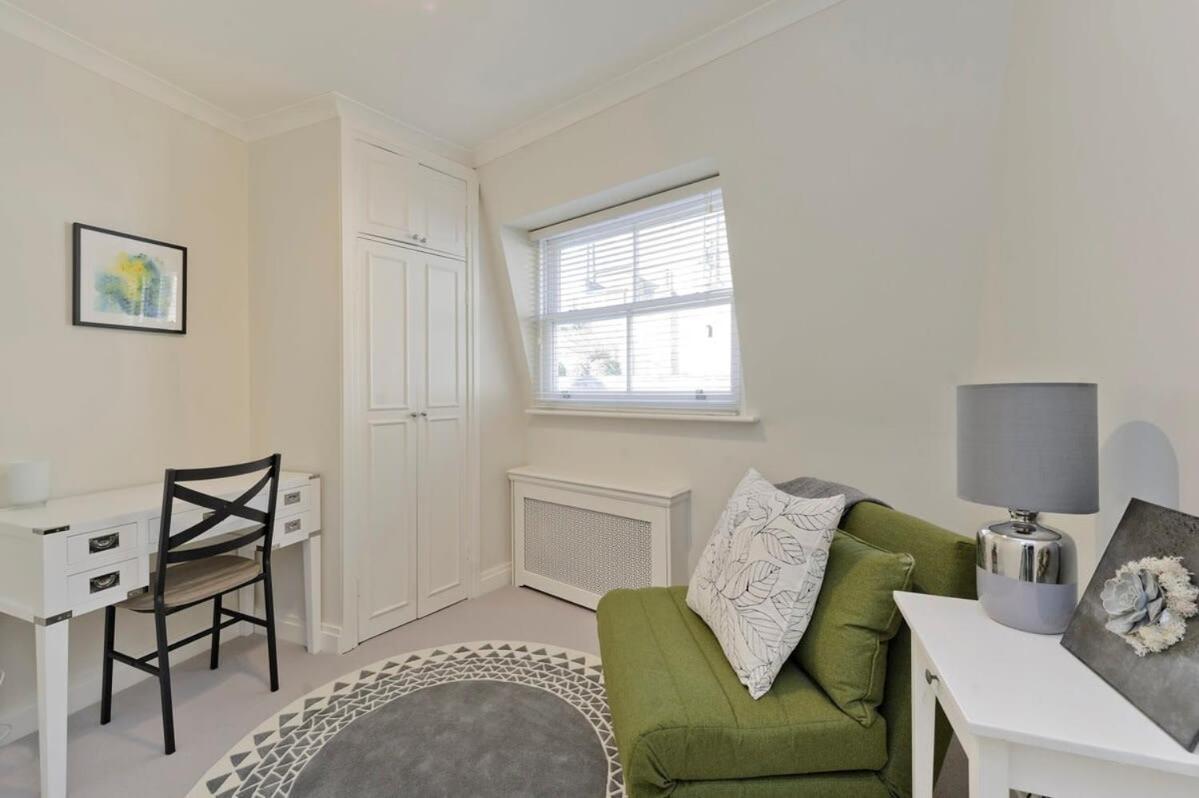 Sweet Marble Arch 2 Bedroom Mews House