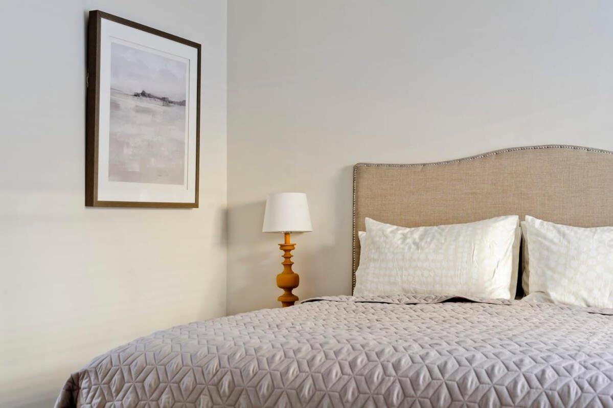Sweet Marble Arch 2 Bedroom Mews House Londra